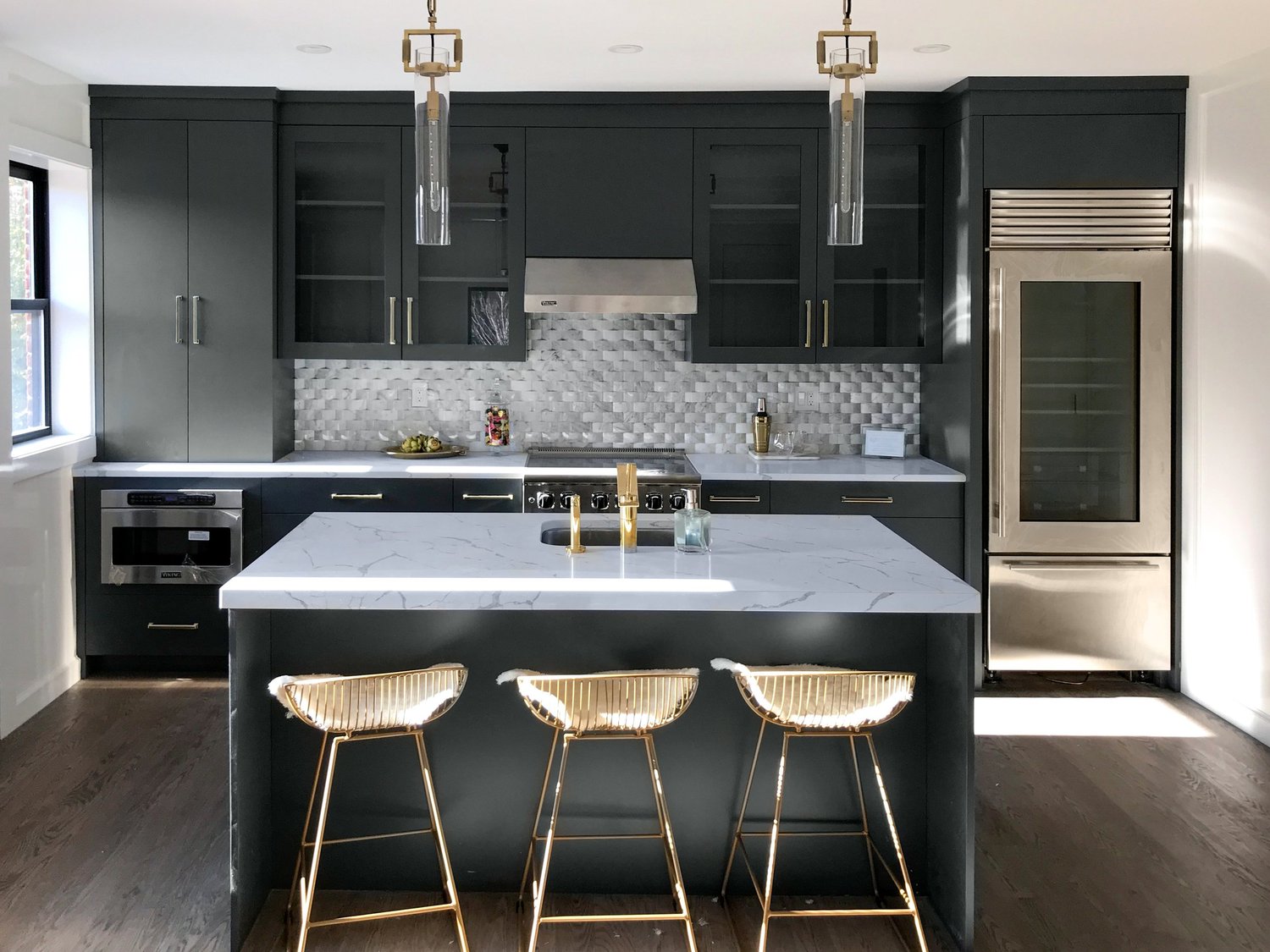 Modern Art Kitchen bespoke millwork commission — european kitchens series