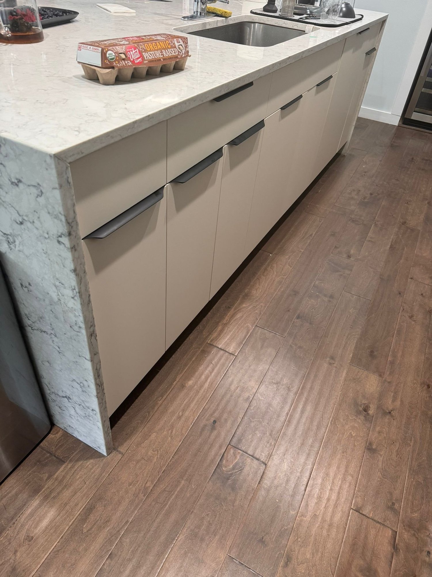 Modern Art Kitchen bespoke millwork commission — european kitchens series