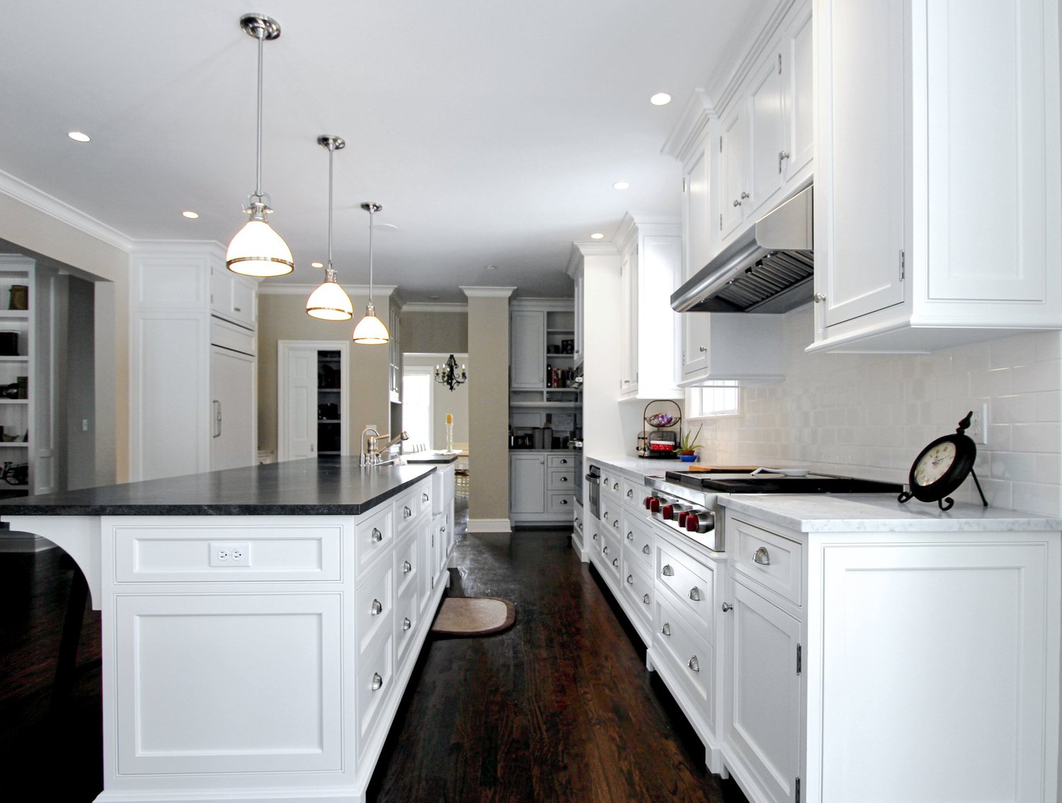 Modern Art Kitchen bespoke millwork commission — modern sculleries series