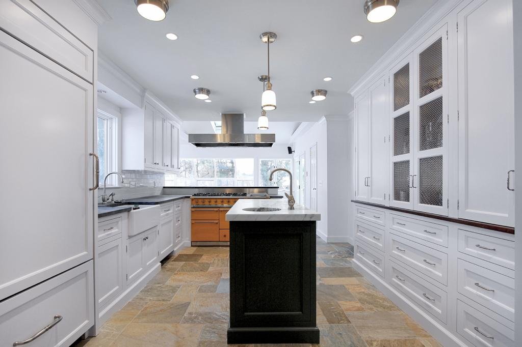 Modern Art Kitchen bespoke millwork commission — modern sculleries series
